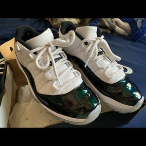 Meet your Posher, Bobbie